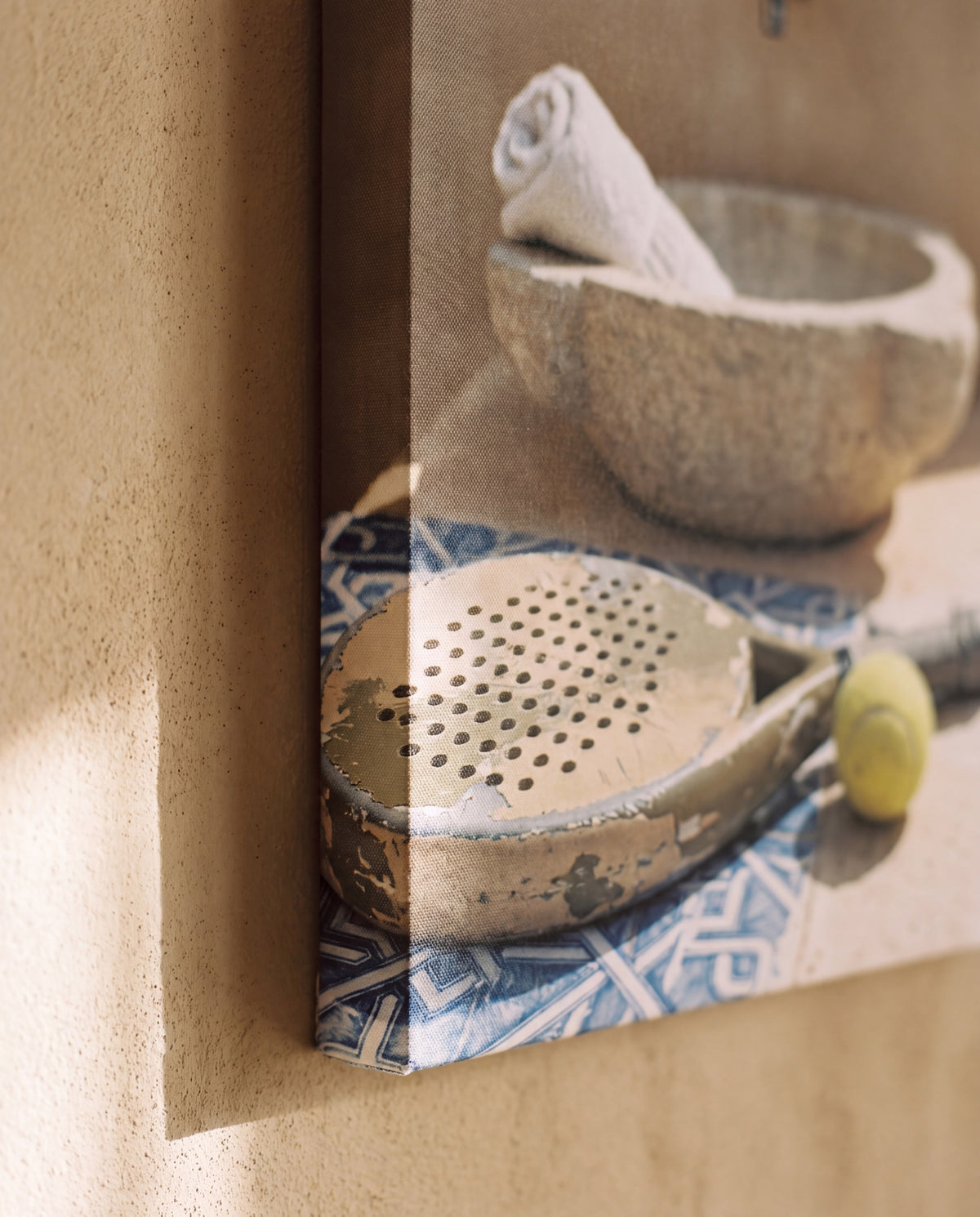 Azulejo, the wrapped edge of the canvas