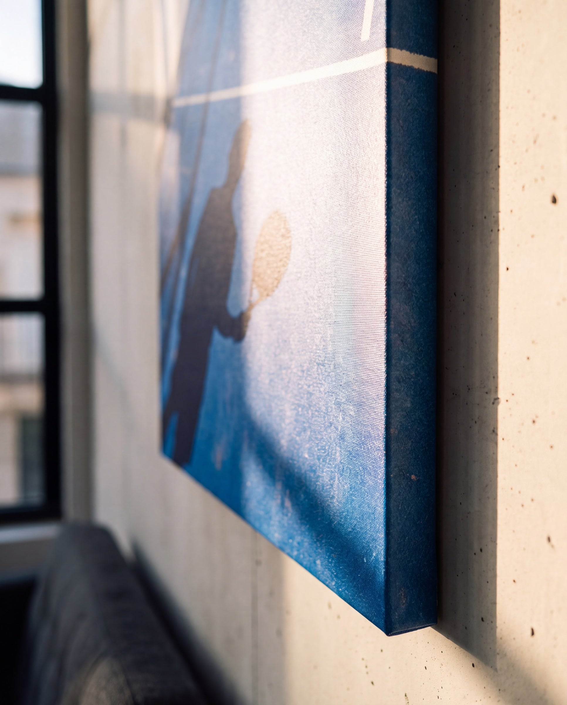 La Sombra, the wrapped edge of the canvas